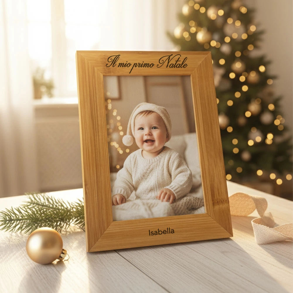 Cornice natalizia personalizzata in bambù con nome inciso