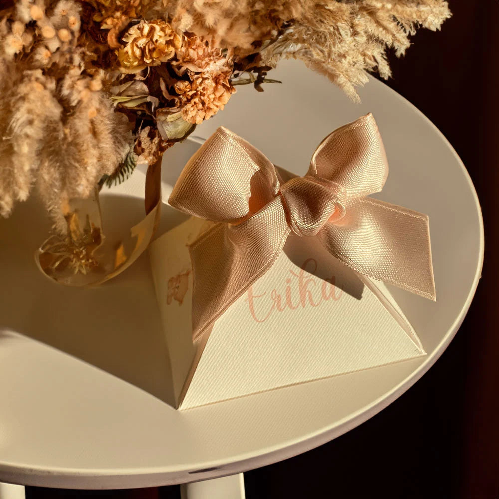 Piramide portaconfetti