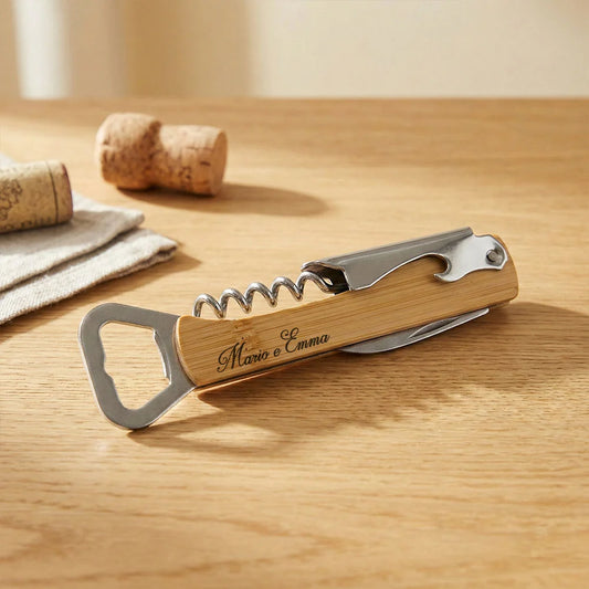 Apribottiglie inciso con nomi coppia
