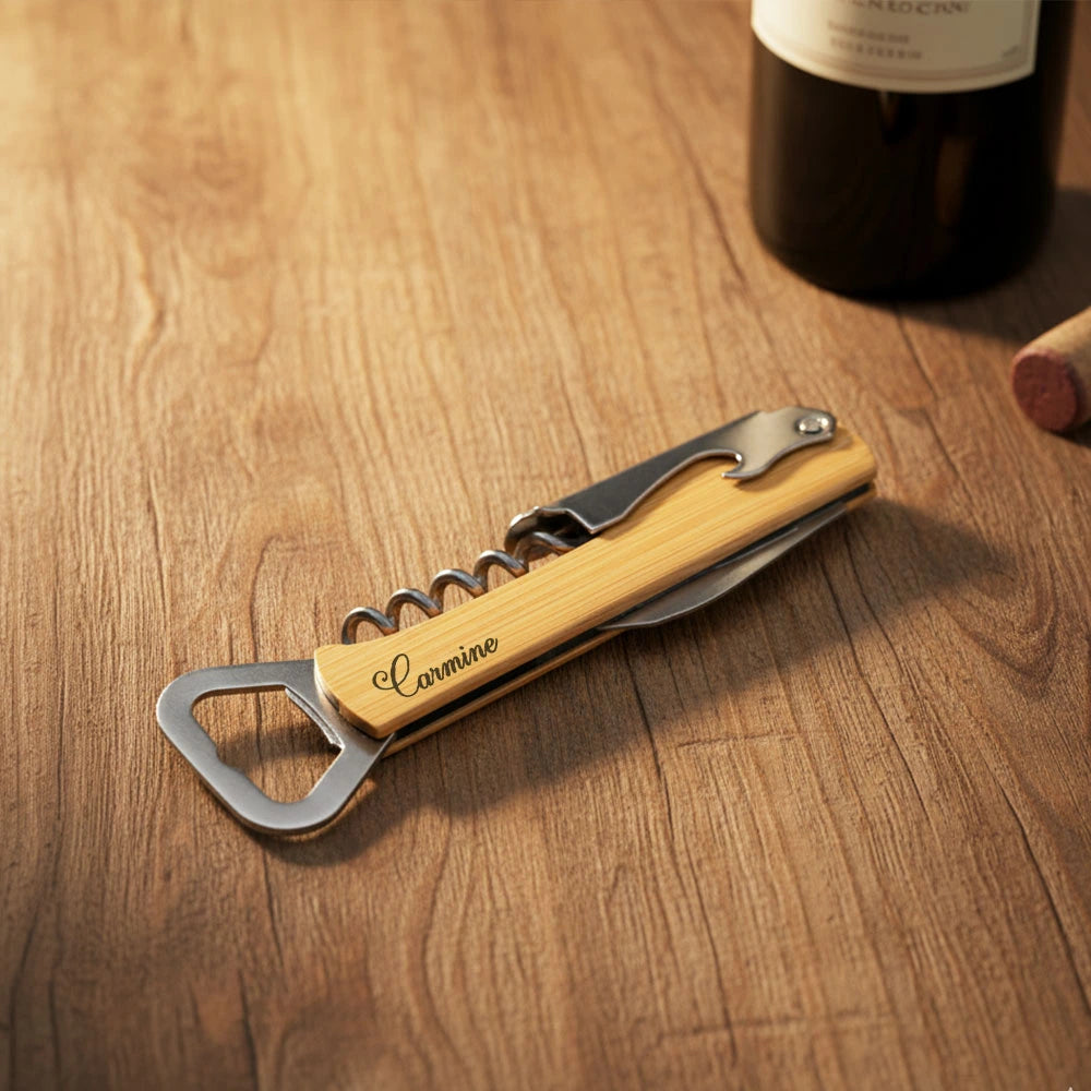 Utensile in legno e acciaio inciso, perfetto per brindisi speciali