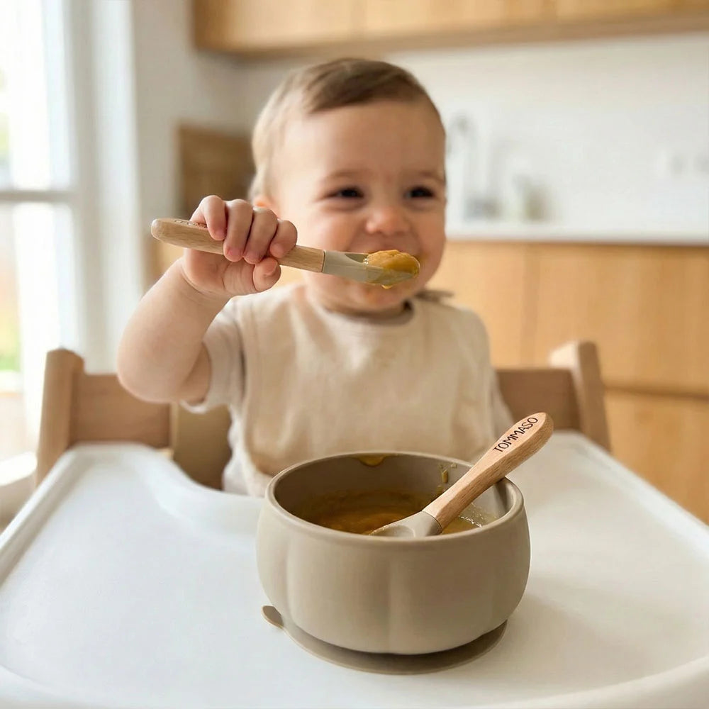 Idea regalo nascita: set pappa personalizzato con nome inciso