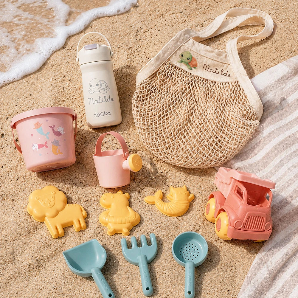 giochi, sacca e borraccia da spiaggia