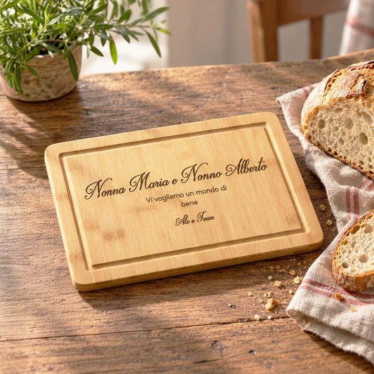 Tagliere in bambù personalizzato per i nonni con nomi incisi