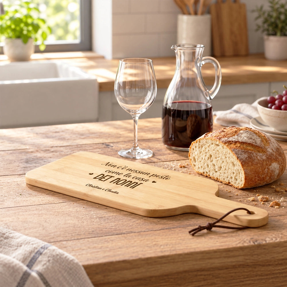 Idea regalo originale per i nonni: tagliere inciso in legno