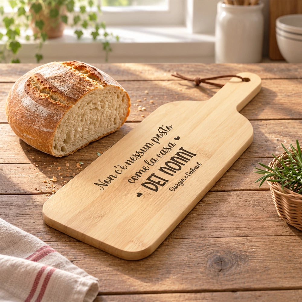 Tagliere in bambù personalizzato con frase incisa per i nonni